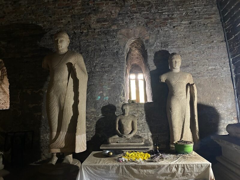 Polonnaruwa 佛陀們