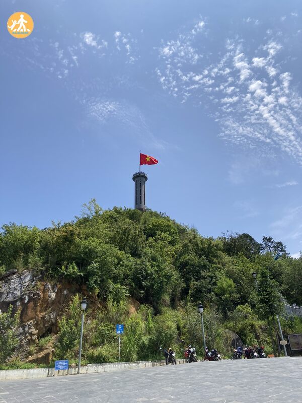 隴鼓旗台(Cột Cờ Lũng Cú) Ha Giang