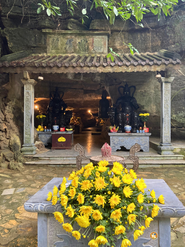 Bai Dinh Temple 古拜頂寺亮洞